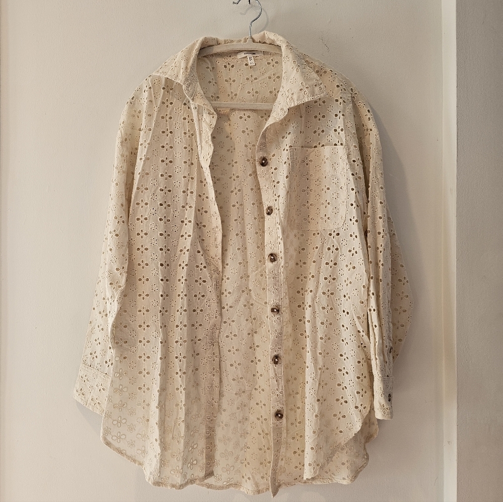 Maurices Eyelet Lace Button Down Shirt Womens XS Cream Boho Cottagecore - Picture 2 of 5